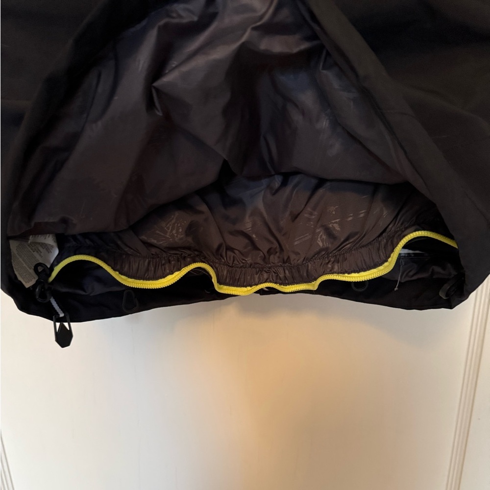 Volcom Ski & Snowboard Jacket (Matching Snow Pant… - image 5